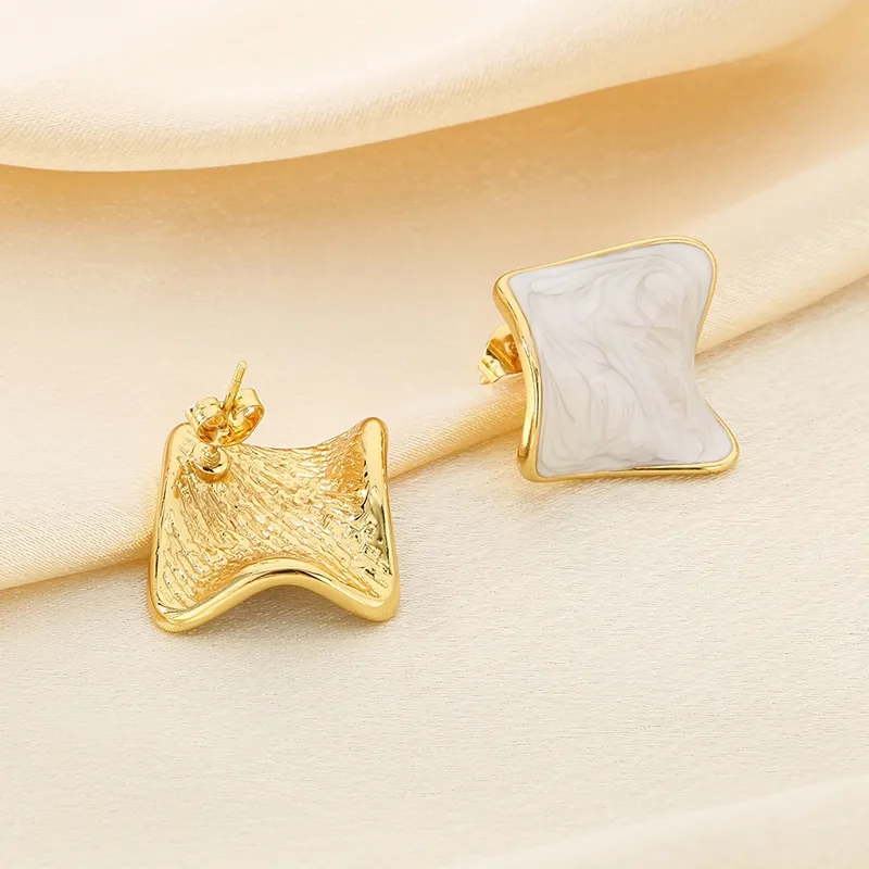 1 Pair Simple Style Square 304 Stainless Steel 18K Gold Plated Ear Studs display picture 4