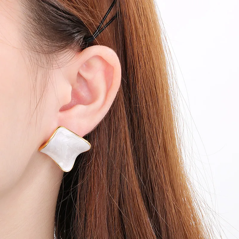 1 Pair Simple Style Square 304 Stainless Steel 18K Gold Plated Ear Studs display picture 5