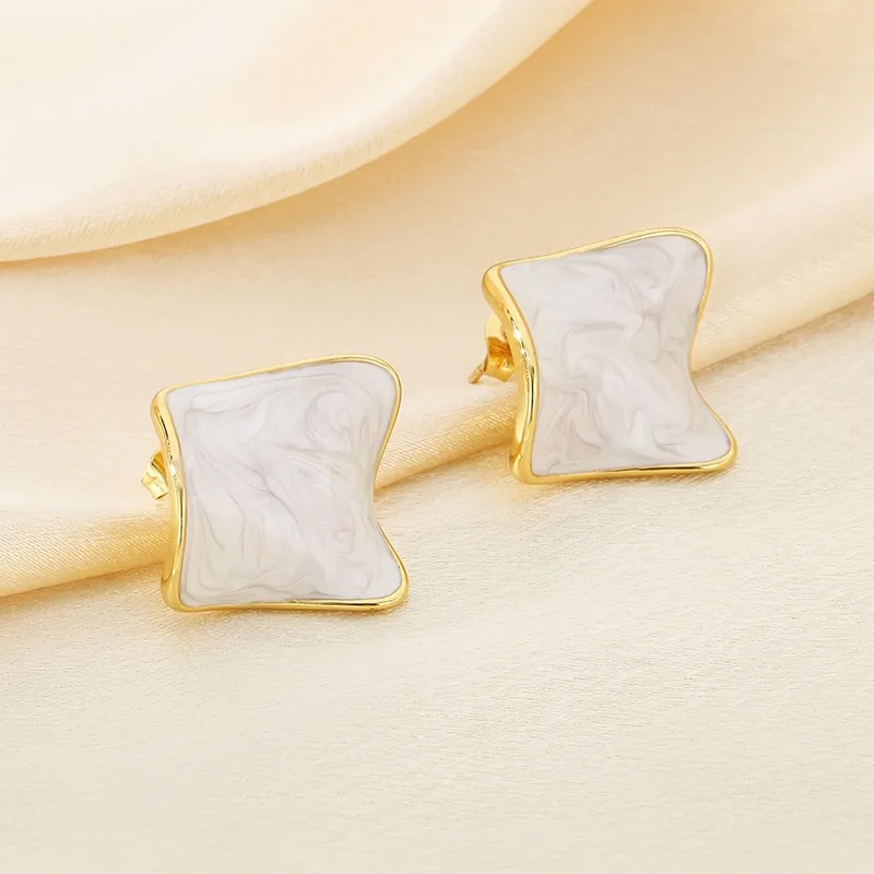 1 Pair Simple Style Square 304 Stainless Steel 18K Gold Plated Ear Studs display picture 7