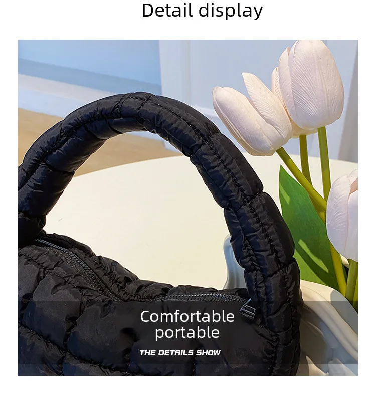 Autumn And Winter Mini Cloud Handbag Korean Style New Down Cotton-padded Underarm Bag Bubble Elastic  Handbag display picture 3