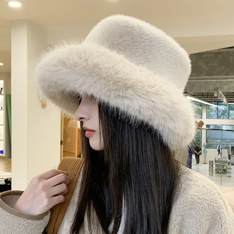 High-grade Faux Fur Mink Fur Fluffy Fisherman Hat Lady Style Big Head Circumference Plush Hat Winter Warm Pullover Hat display picture 2