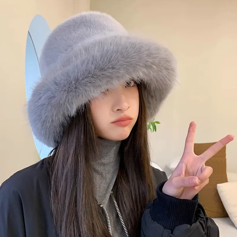 High-grade Faux Fur Mink Fur Fluffy Fisherman Hat Lady Style Big Head Circumference Plush Hat Winter Warm Pullover Hat display picture 9