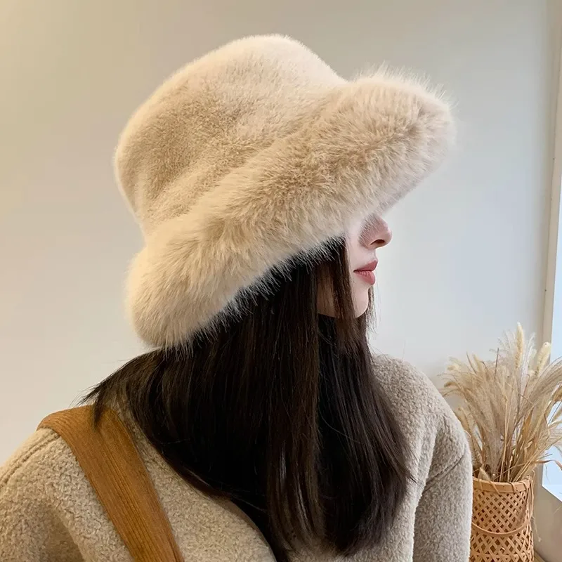 High-grade Faux Fur Mink Fur Fluffy Fisherman Hat Lady Style Big Head Circumference Plush Hat Winter Warm Pullover Hat display picture 10
