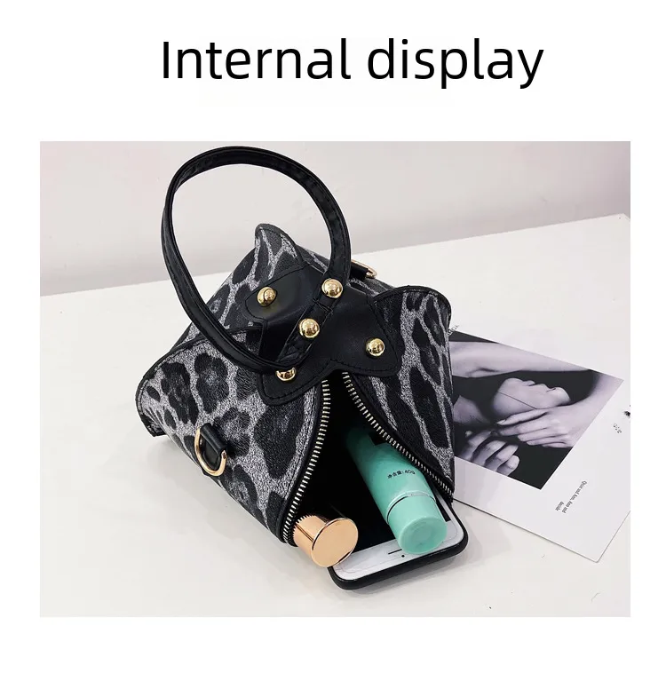 Fashion Leopard Triangle Bag  Korean Style New Arrival Portable Women's Bag Fashionable Women's Shoulder Crossbody Mini Bag display picture 2