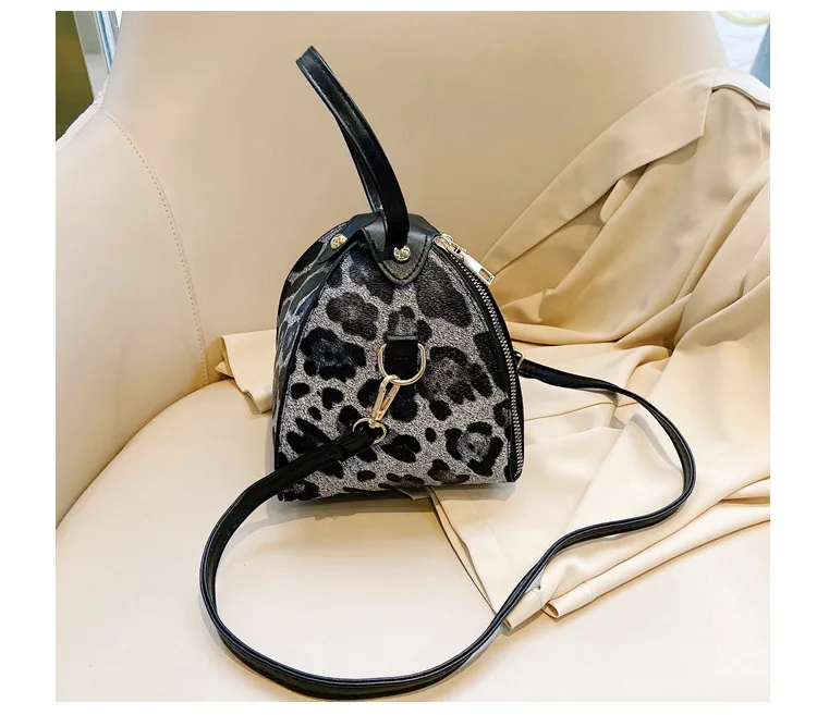 Fashion Leopard Triangle Bag  Korean Style New Arrival Portable Women's Bag Fashionable Women's Shoulder Crossbody Mini Bag display picture 25