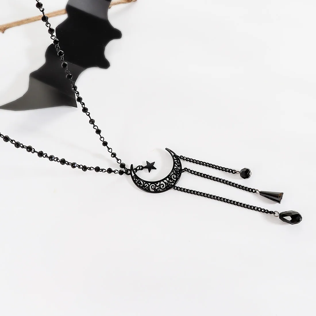 Gothic Retro Star Moon Alloy Glass Iron Wholesale Pendant Necklace display picture 7