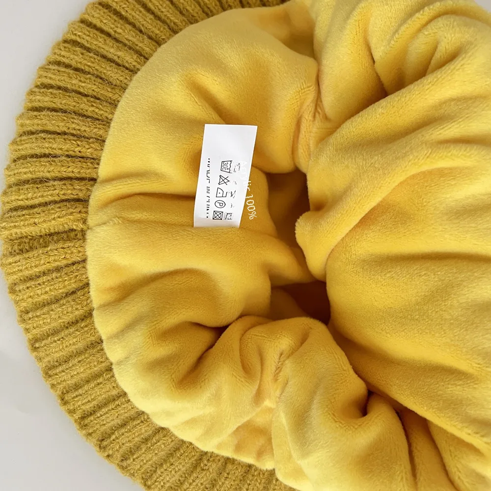 Winter Women's Knitted Hat Scarf Gloves Three-piece Set New Solid Color Plus Velvet Wool Hat Warm Suit display picture 6