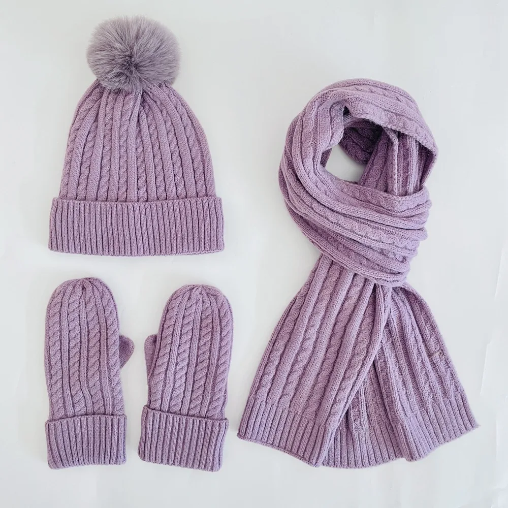 Winter Women's Knitted Hat Scarf Gloves Three-piece Set New Solid Color Plus Velvet Wool Hat Warm Suit display picture 12