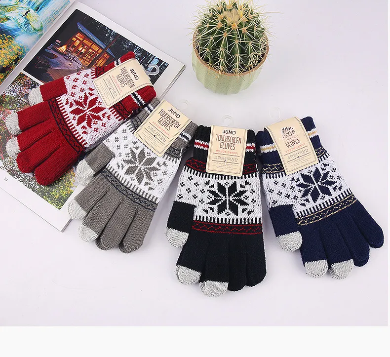New Knitted Touch Screen Gloves Women's Korean Style Winter Stall Velvet Thickened Cold-proof Fawn Wool Warm Gloves display picture 4