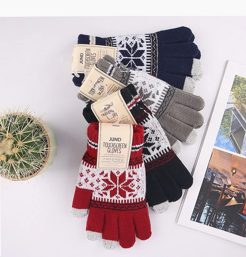 New Knitted Touch Screen Gloves Women's Korean Style Winter Stall Velvet Thickened Cold-proof Fawn Wool Warm Gloves display picture 5