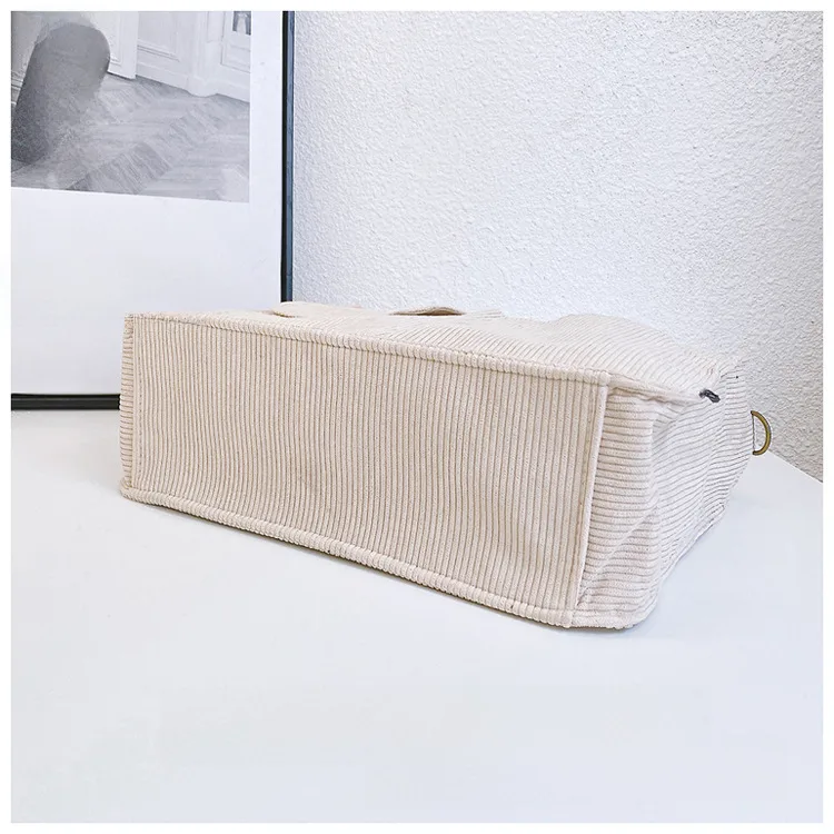 Japanese Style Original Design Commuter Thickened Corduroy Art College Student Handbag Computer Bag Shoulder Crossbody Bag display picture 6