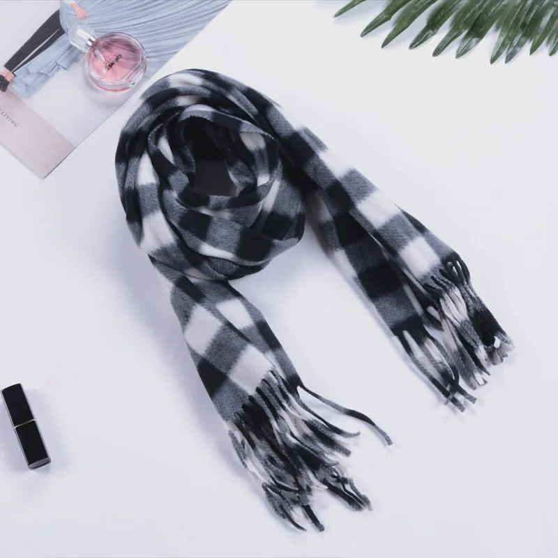 Autumn And Winter Children's Double-sided Plaid Scarf Men's Adult Scarf Hanging Beard Annual Gift Red Scarf Wholesale display picture 2
