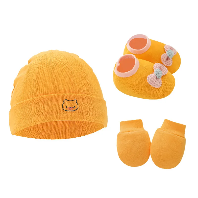 Newborn Baby Cap Baby Hat Baby Gloves Baby Shoes Three-piece Set 892 display picture 9