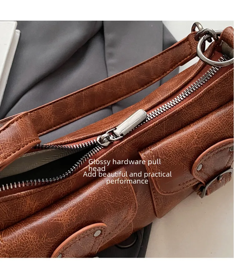 Wholesale Sweet Cool Motorcycle Bag For Women  New Niche Fashion Shoulder Underarm Bag Small Red Book  Women's Bag display picture 5