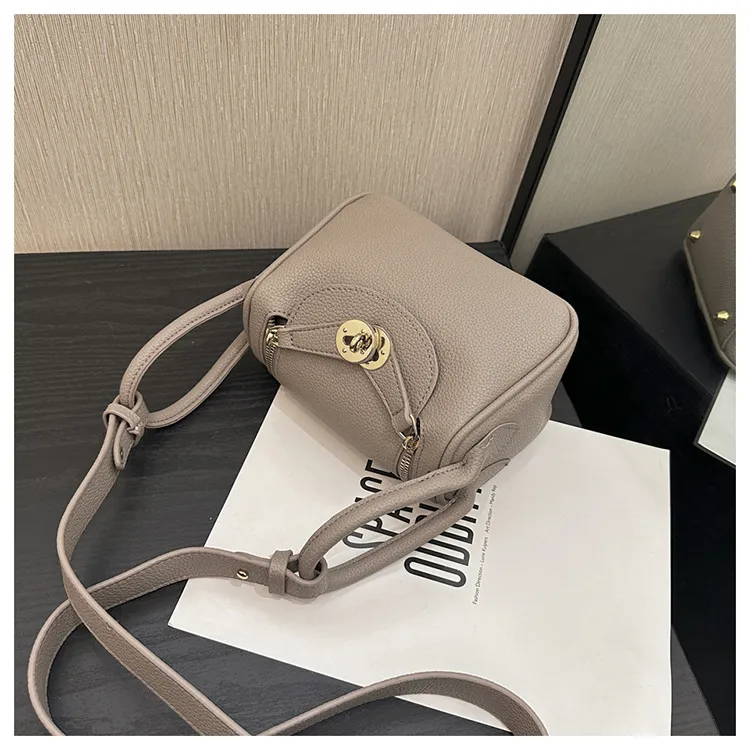 Retro Western Style Children's Bag  New PU Litchi Pattern Mini Portable Crossbody Shoulder Small Square Bag Trendy display picture 17