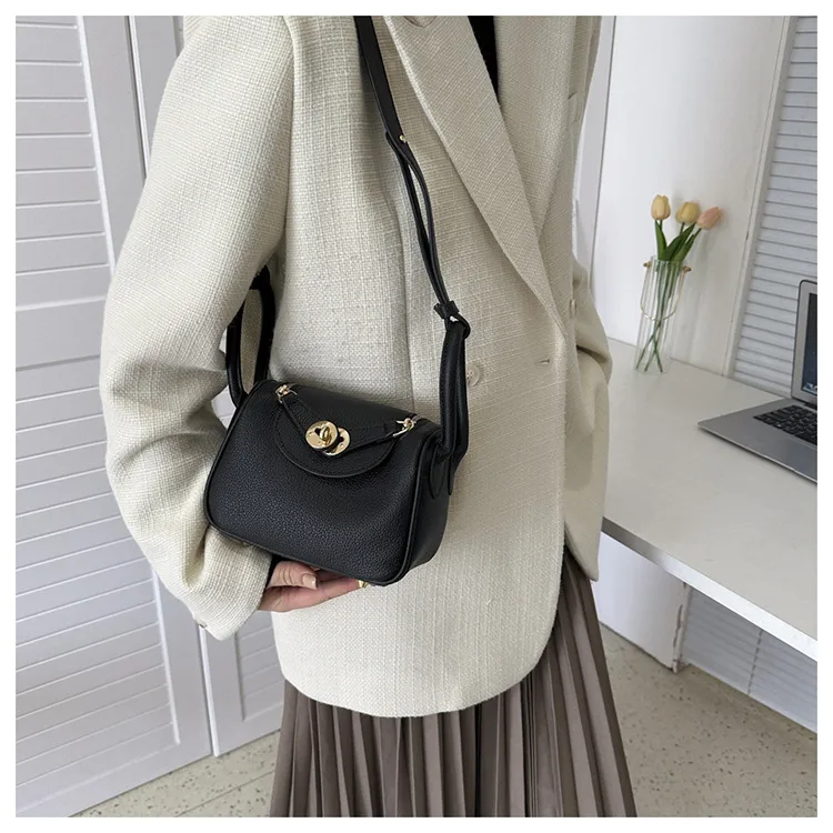 Retro Western Style Children's Bag  New PU Litchi Pattern Mini Portable Crossbody Shoulder Small Square Bag Trendy display picture 27
