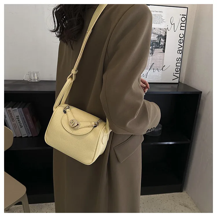 Retro Western Style Children's Bag  New PU Litchi Pattern Mini Portable Crossbody Shoulder Small Square Bag Trendy display picture 29