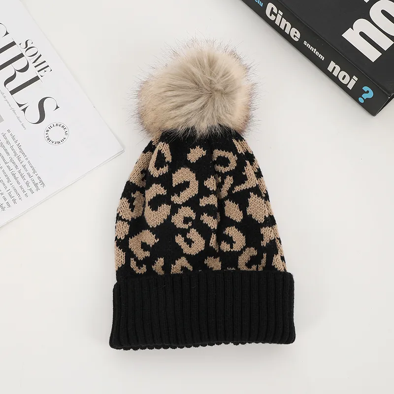 Unisex Casual Preppy Style Streetwear Leopard Eaveless Wool Cap display picture 1
