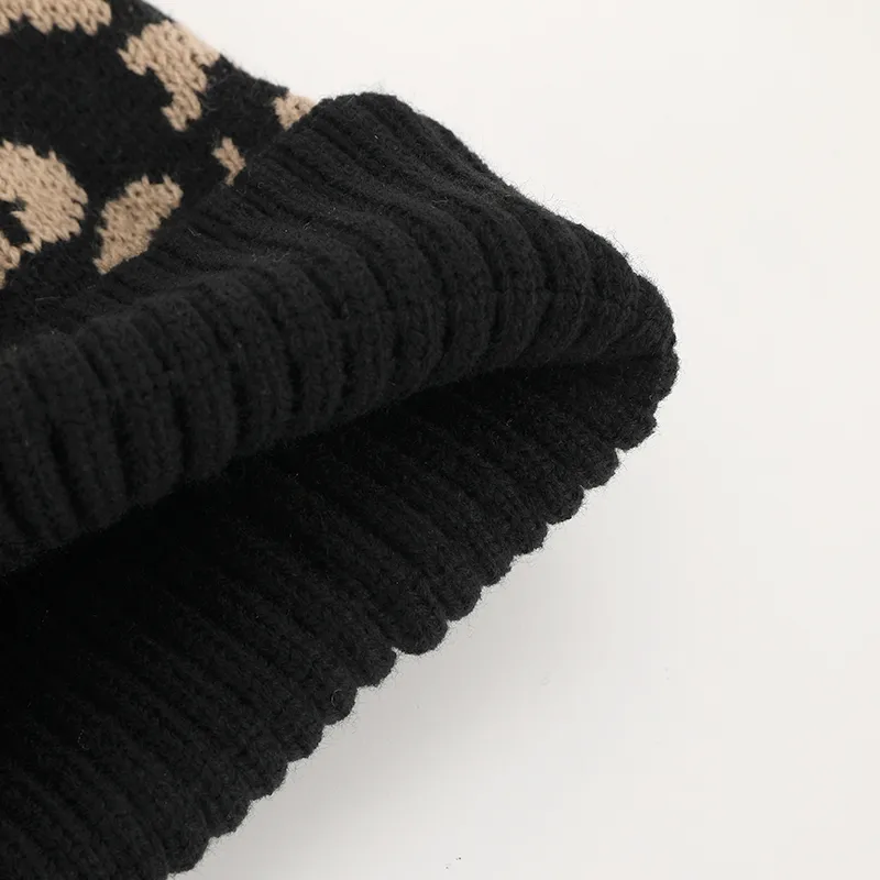 Unisex Casual Preppy Style Streetwear Leopard Eaveless Wool Cap display picture 3