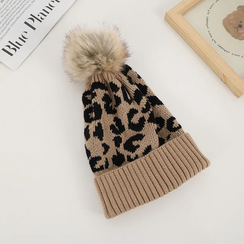 Unisex Casual Preppy Style Streetwear Leopard Eaveless Wool Cap display picture 5