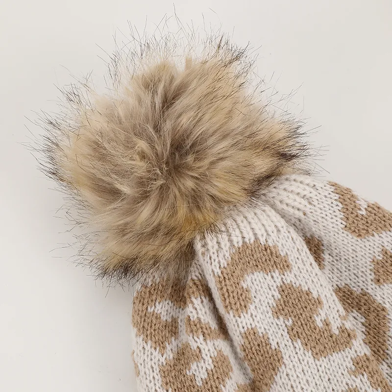 Unisex Casual Preppy Style Streetwear Leopard Eaveless Wool Cap display picture 9