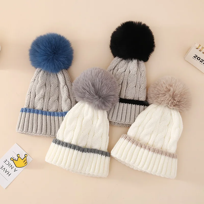 Winter Baby Hat Casual Versatile Baby Boys' Color Matching Knitted Hat Outdoor Cold-proof Wool Hat display picture 2