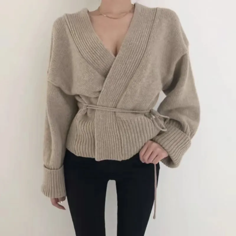 Women's Cardigan Sweater Long Sleeve Sweaters & Cardigans Casual Simple Style Solid Color display picture 7