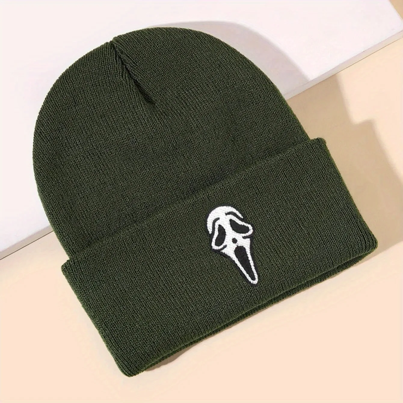 Unisex Commute Skull Eaveless Beanie Hat display picture 7