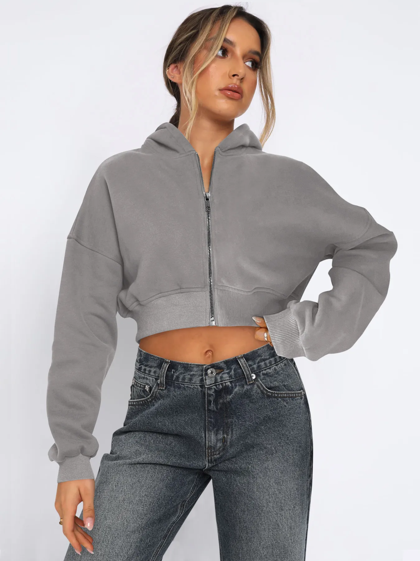 Foreign Trade  Fashion Short Fashion Women's Long Sleeve Solid Color Zipper Hooded Loose Sweatshirt Round Neck All-match Jacket display picture 6