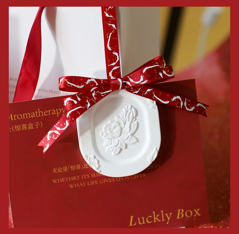 High-level Atmosphere Aromatherapy Candle Gift Box Suit Fragrance Gift Wedding Companion Gift For Girls Tanabata Gift display picture 5