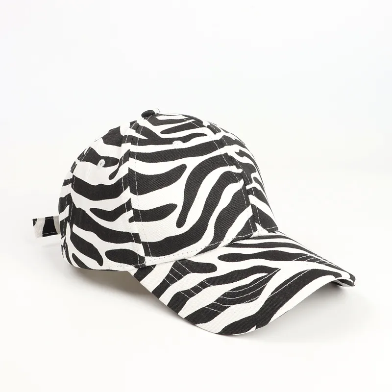 Personalized Cow Striped Baseball Cap Curved Eaves Leopard Print Baseball Cap Men's And Women's Outdoor Sunscreen Hat display picture 16