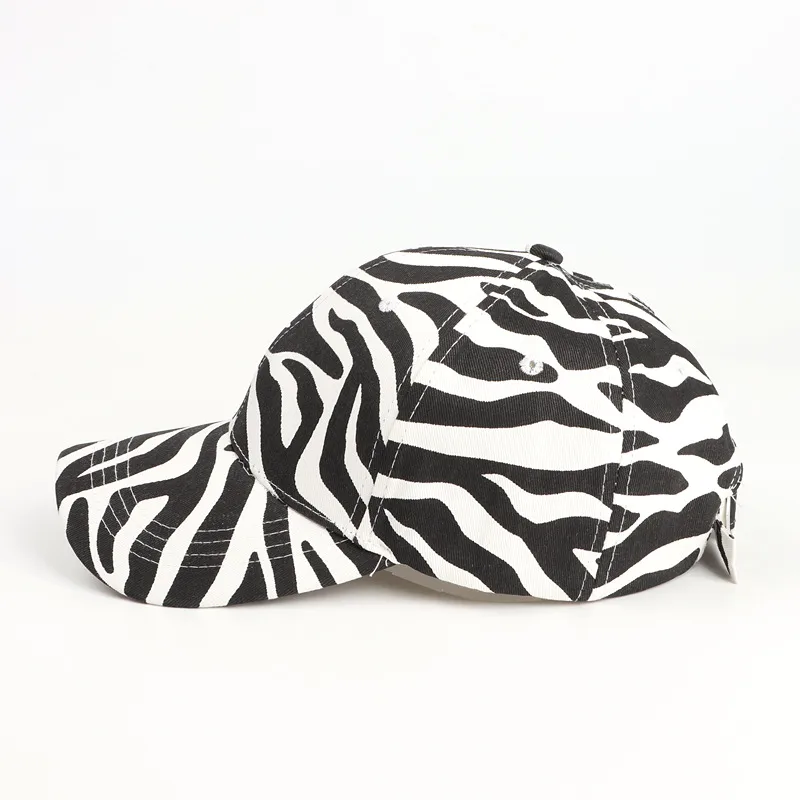 Personalized Cow Striped Baseball Cap Curved Eaves Leopard Print Baseball Cap Men's And Women's Outdoor Sunscreen Hat display picture 17