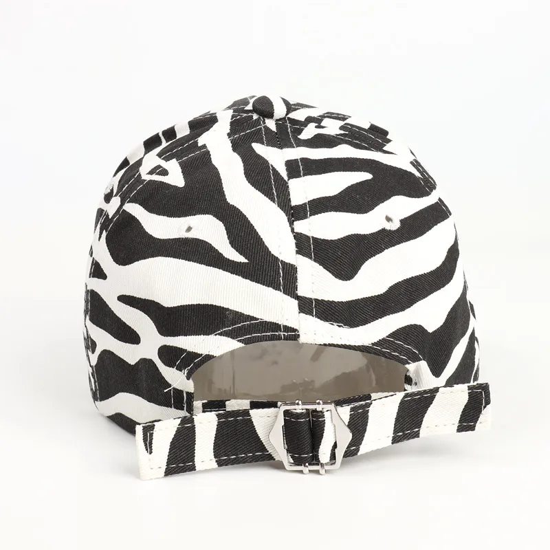 Personalized Cow Striped Baseball Cap Curved Eaves Leopard Print Baseball Cap Men's And Women's Outdoor Sunscreen Hat display picture 18