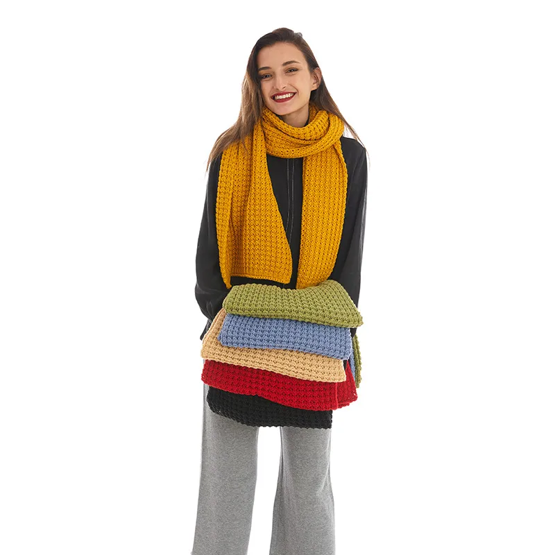 Hot Sale New  High-end Sense Women's  Solid Color Scarf Autumn And Winter  Knitted Scarf display picture 2
