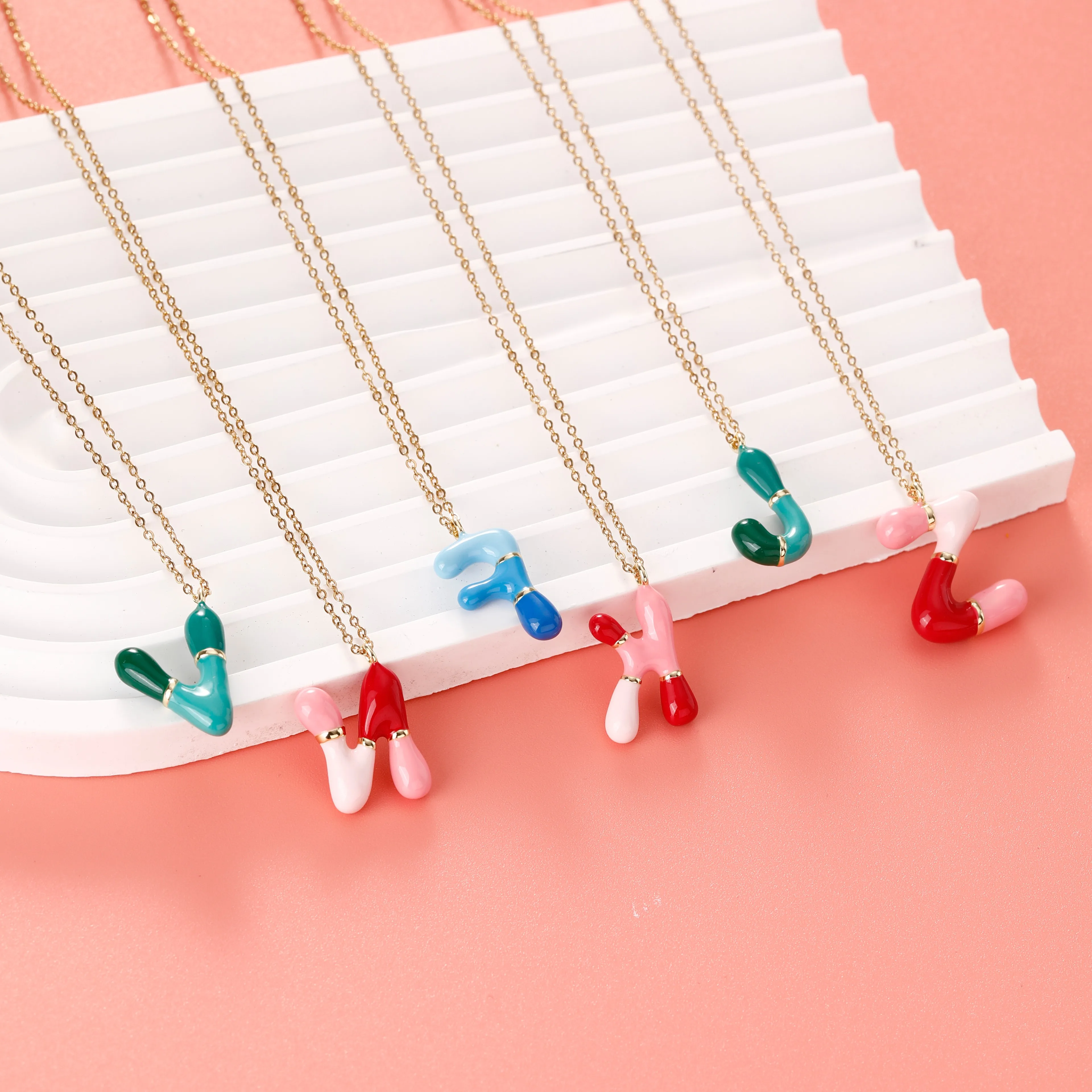 Casual Elegant Cute Letter 304 Stainless Steel Copper Enamel Plating K Gold Plated Women's Pendant Necklace display picture 5