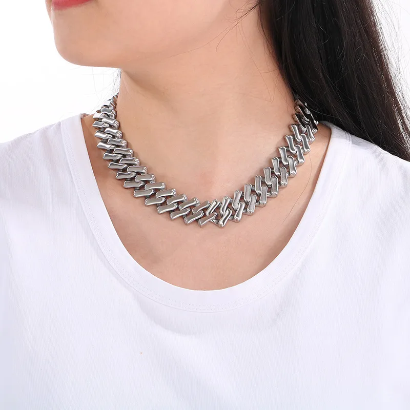 European And American Elegant Hip Hop Stainless Steel 20mm Diamond Cuban Link Chain Necklace Unisex display picture 9