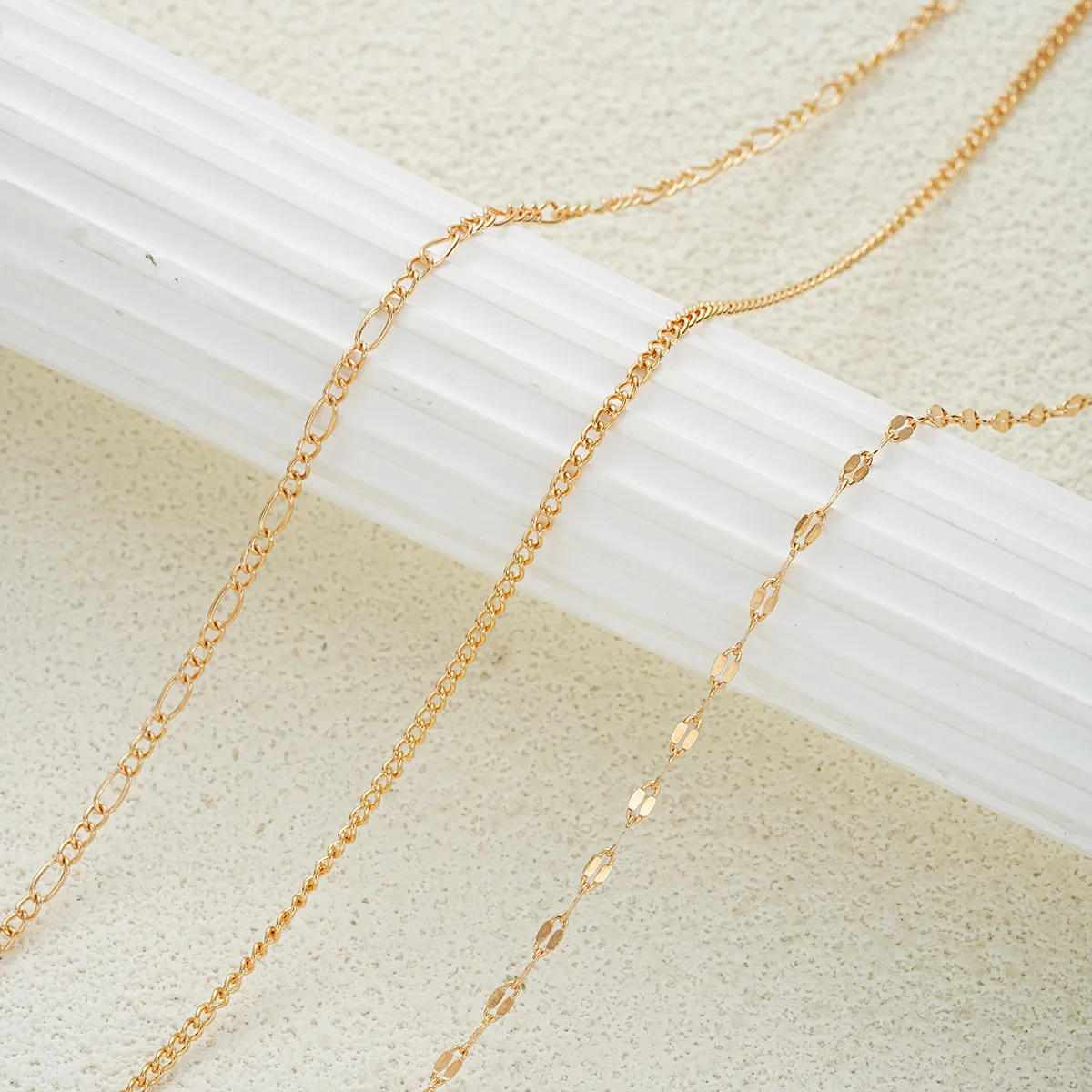 Simple Style Solid Color Alloy Women's Chain Belts display picture 5