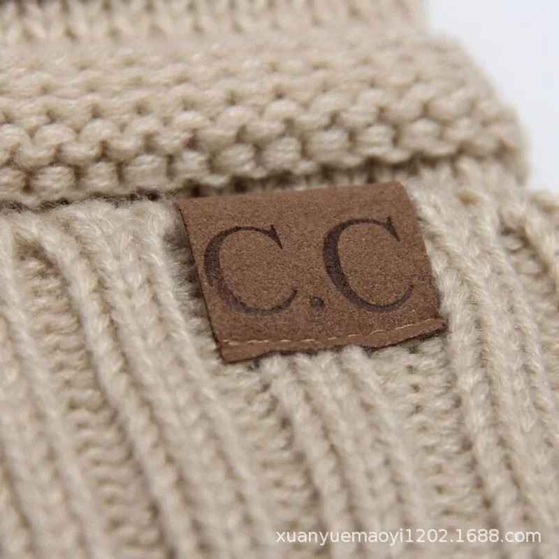 Autumn And Winter New  Knitted Pullover Cap  Explosions Warm Curled Cap Men's And Women's Outdoor Cold-proof Hat display picture 3