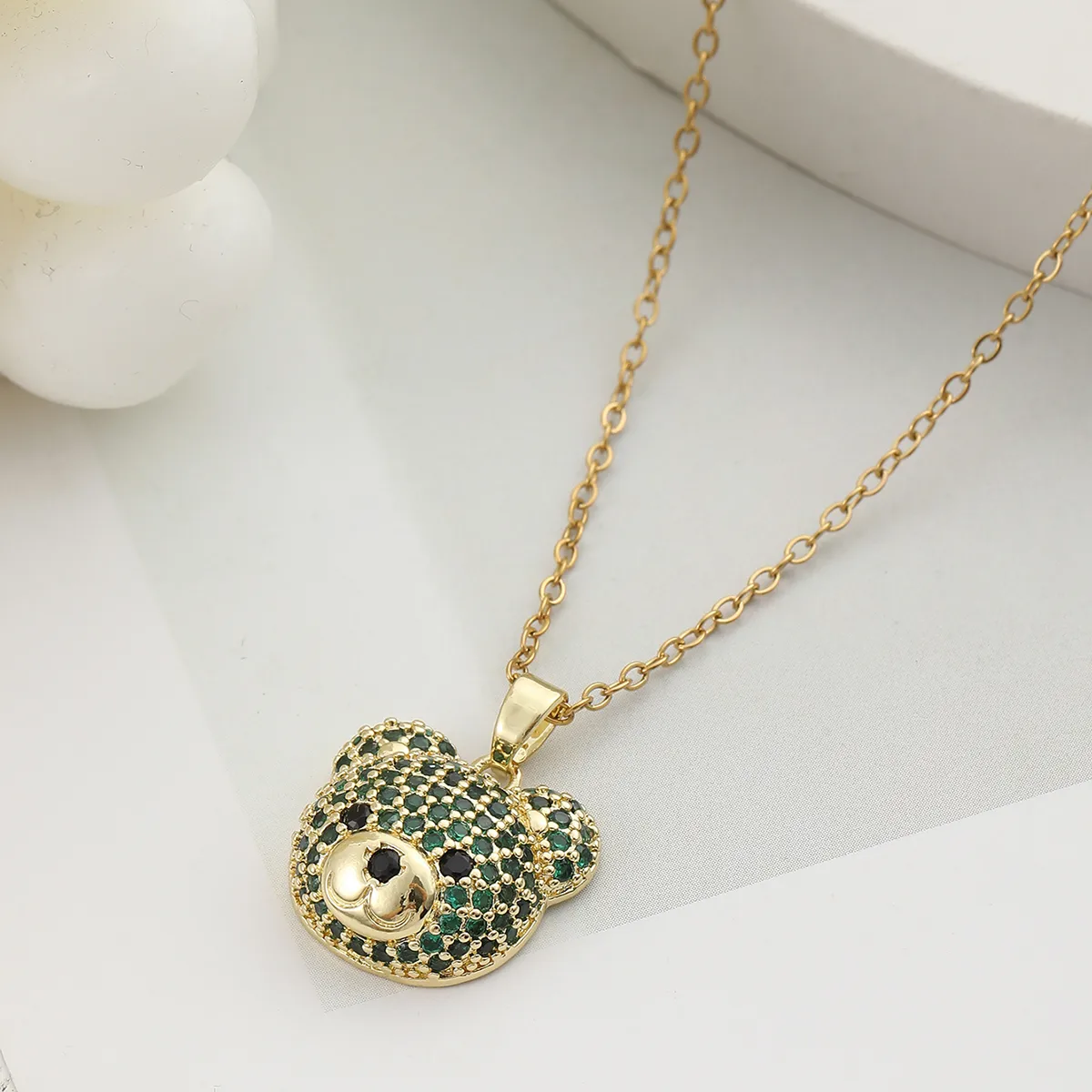 304 Stainless Steel Copper 18K Gold Plated Inlay Bear Zircon Pendant Necklace display picture 3