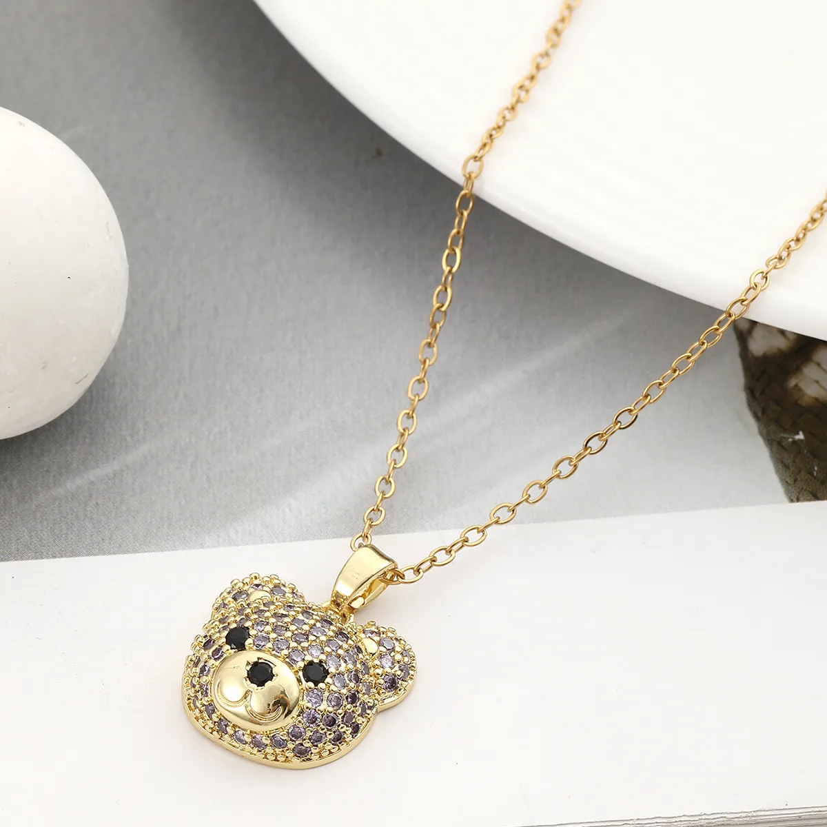 304 Stainless Steel Copper 18K Gold Plated Inlay Bear Zircon Pendant Necklace display picture 4