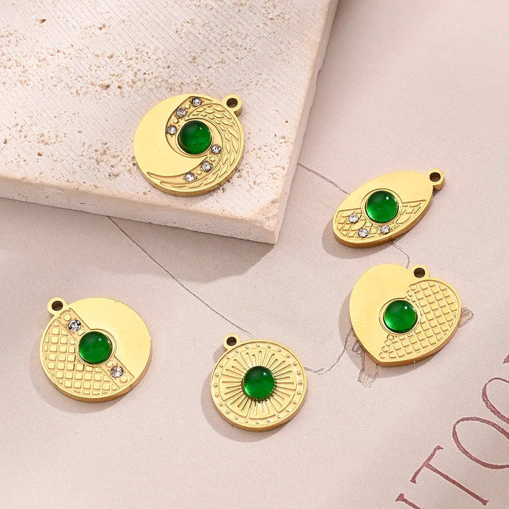 Best Seller In Europe And America DIY Ornament Accessories Furnace Vacuum Plating Micro-Inlaid Glass Rhinestone Green Glass Embossed Round Oval Love Heart Pendant display picture 1