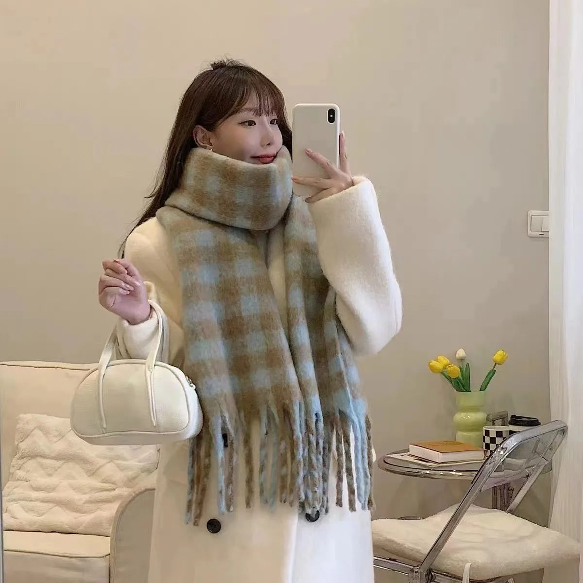 Korean Style Versatile Student Shawl Warm Scarf Simple Versatile Men's And Women's Autumn And Winter High-end Sense Plaid Scarf display picture 1