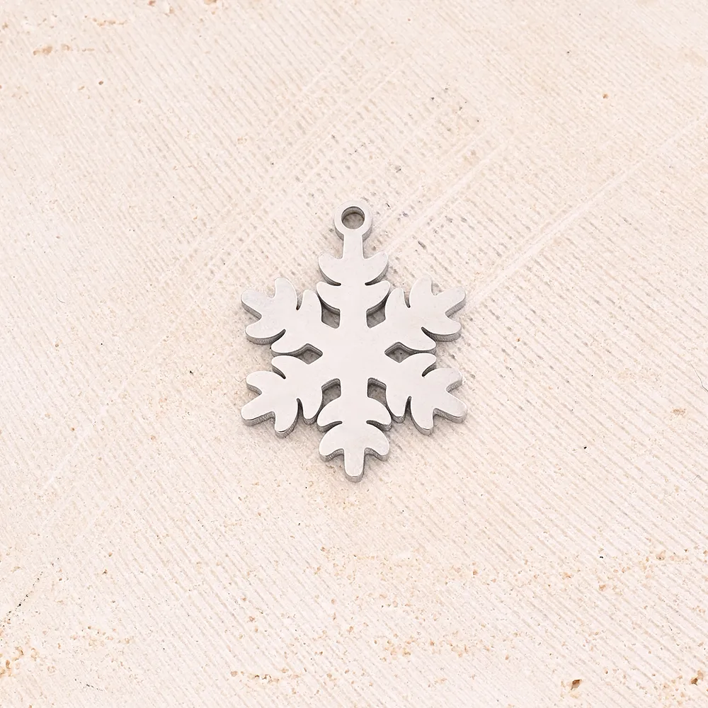 Best Seller In Europe And America DIY Ornament Accessories Furnace Vacuum Plating Hollow Love Angel Butterfly Snowflake Pendant display picture 6