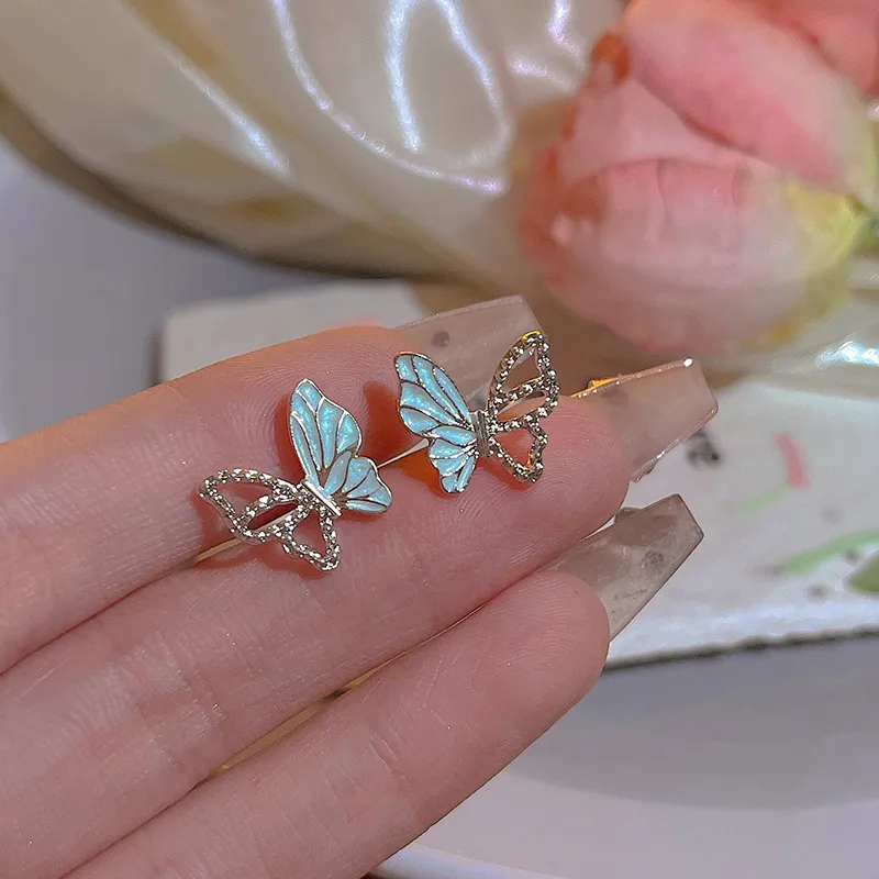 1 Pair Elegant Sweet Butterfly Alloy Ear Studs display picture 4