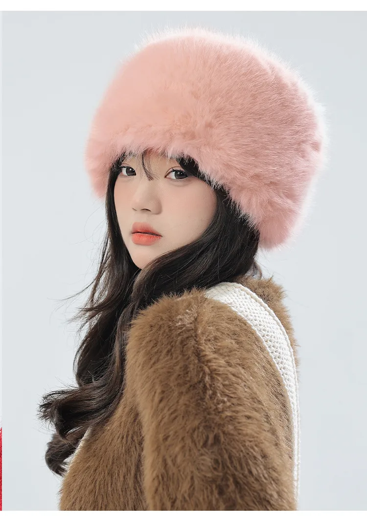 New Korean Style Warm Plush Lei Feng Hat Female Northeast Cold-proof Plush Integrated Hat Fleece-lined Ear Protection Mongolian Hat display picture 2