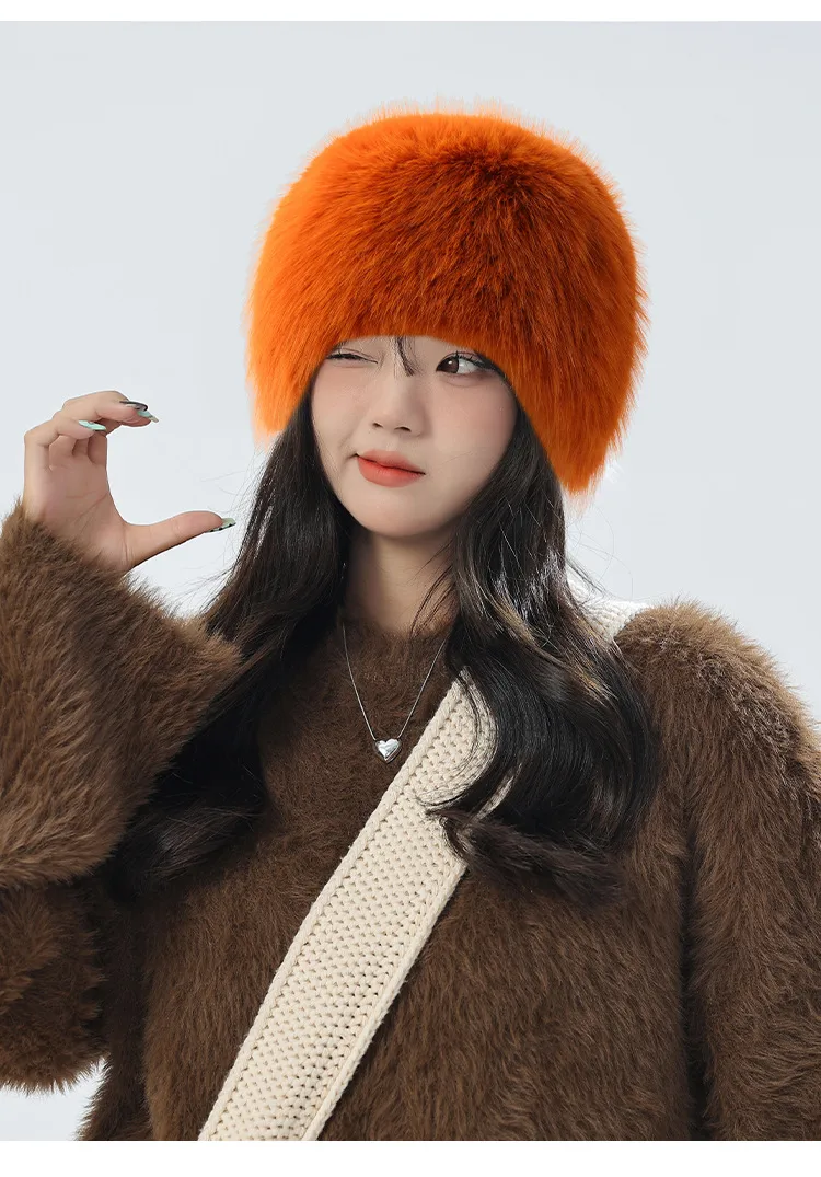 New Korean Style Warm Plush Lei Feng Hat Female Northeast Cold-proof Plush Integrated Hat Fleece-lined Ear Protection Mongolian Hat display picture 4