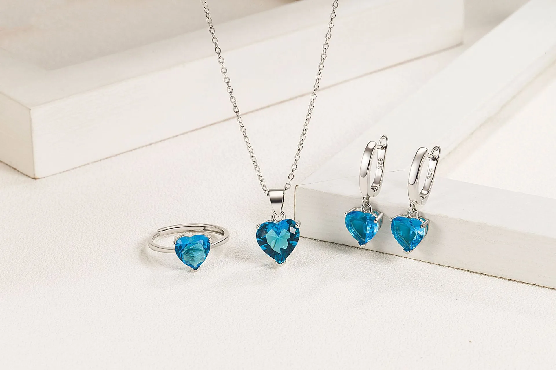 New Love Suit Earrings Female Personality Creative Zircon Heart-shaped Pendant Chain Three Pieces Suit display picture 4