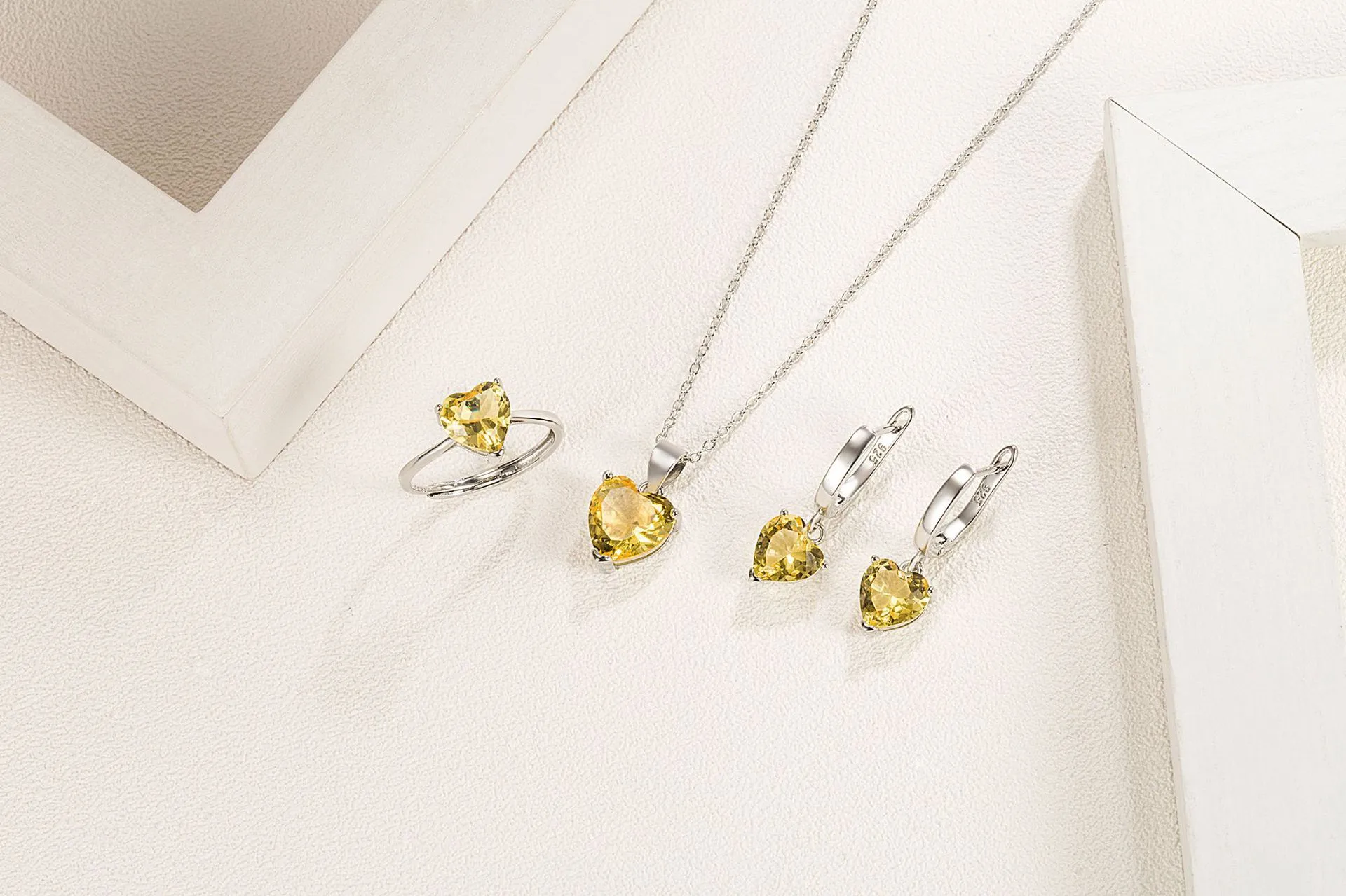 New Love Suit Earrings Female Personality Creative Zircon Heart-shaped Pendant Chain Three Pieces Suit display picture 5