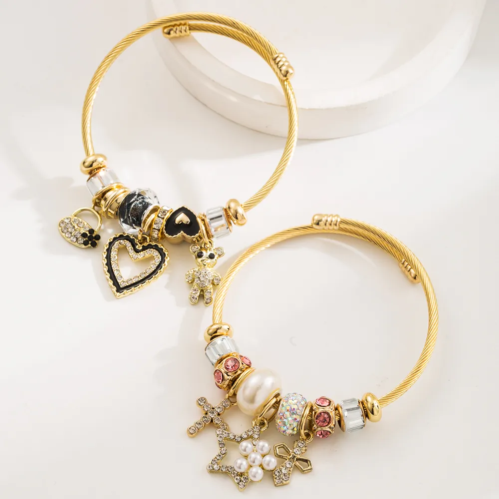 Casual Elegant Classic Style Cross Heart Shape Gold Plated Rhinestones 304 Stainless Steel Alloy Wholesale Bangle display picture 2