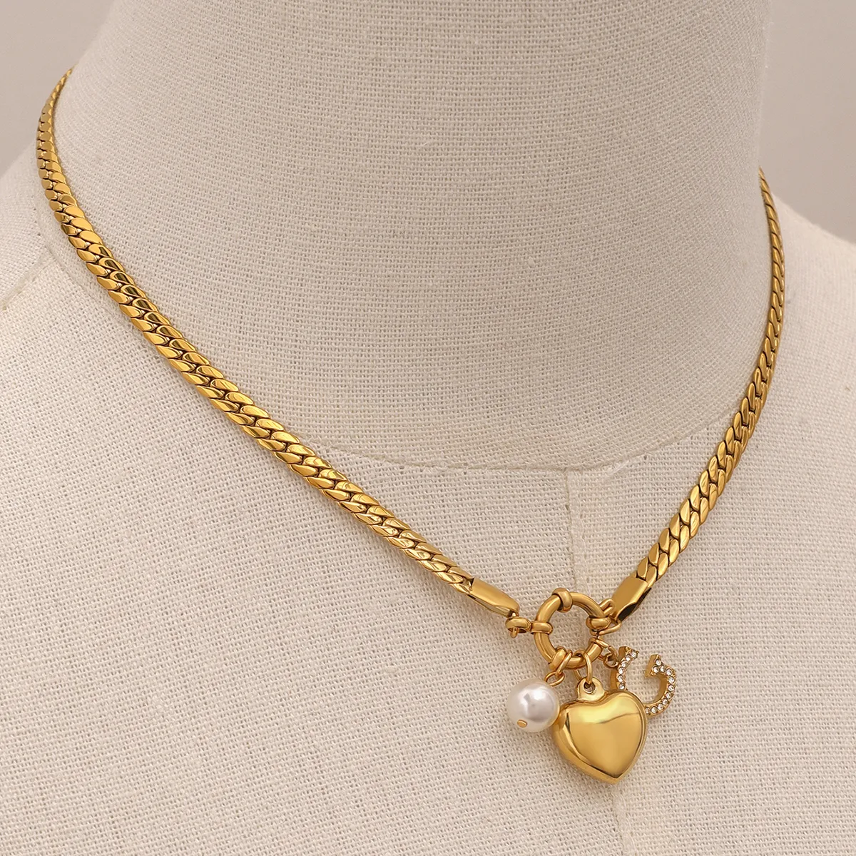 Wholesale Jewelry Simple Style Classic Style Letter Heart Shape 304 Stainless Steel Pendant Necklace display picture 15